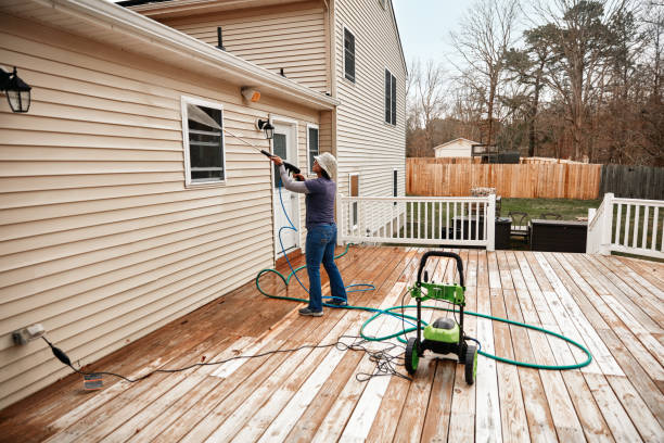 Best Garage Pressure Washing  in Lakeside, CA